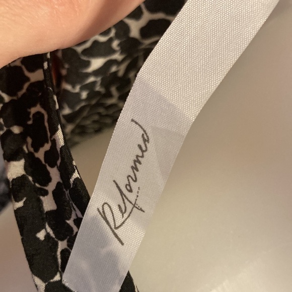 Xs reformed animal print pattern mini dress umpire waist open back - Picture 5 of 7